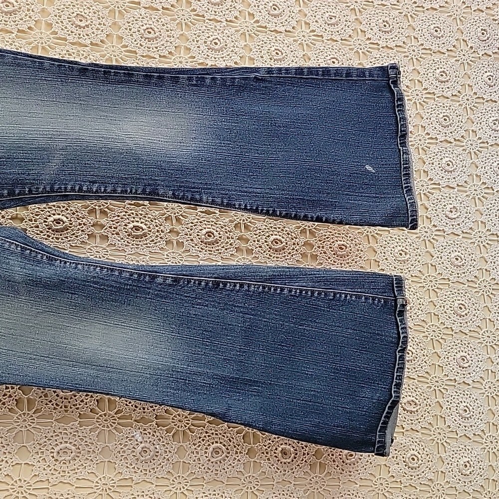 Jeans - Picture 3 of 9